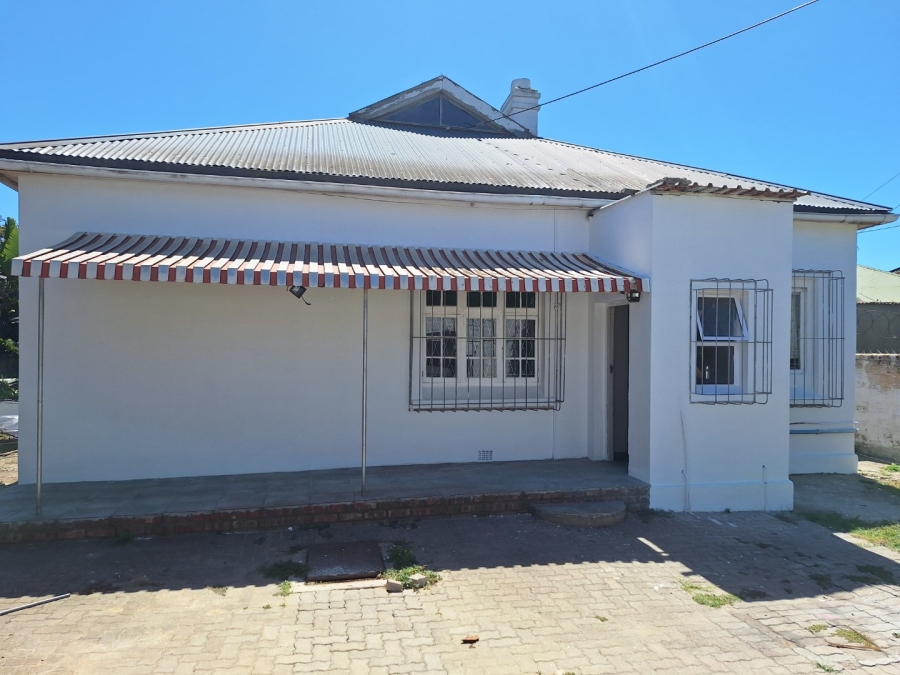 4 Bedroom Property for Sale in Swartkops Eastern Cape